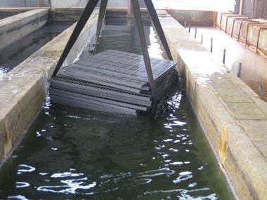 托盤（pán）熱鍍鋅